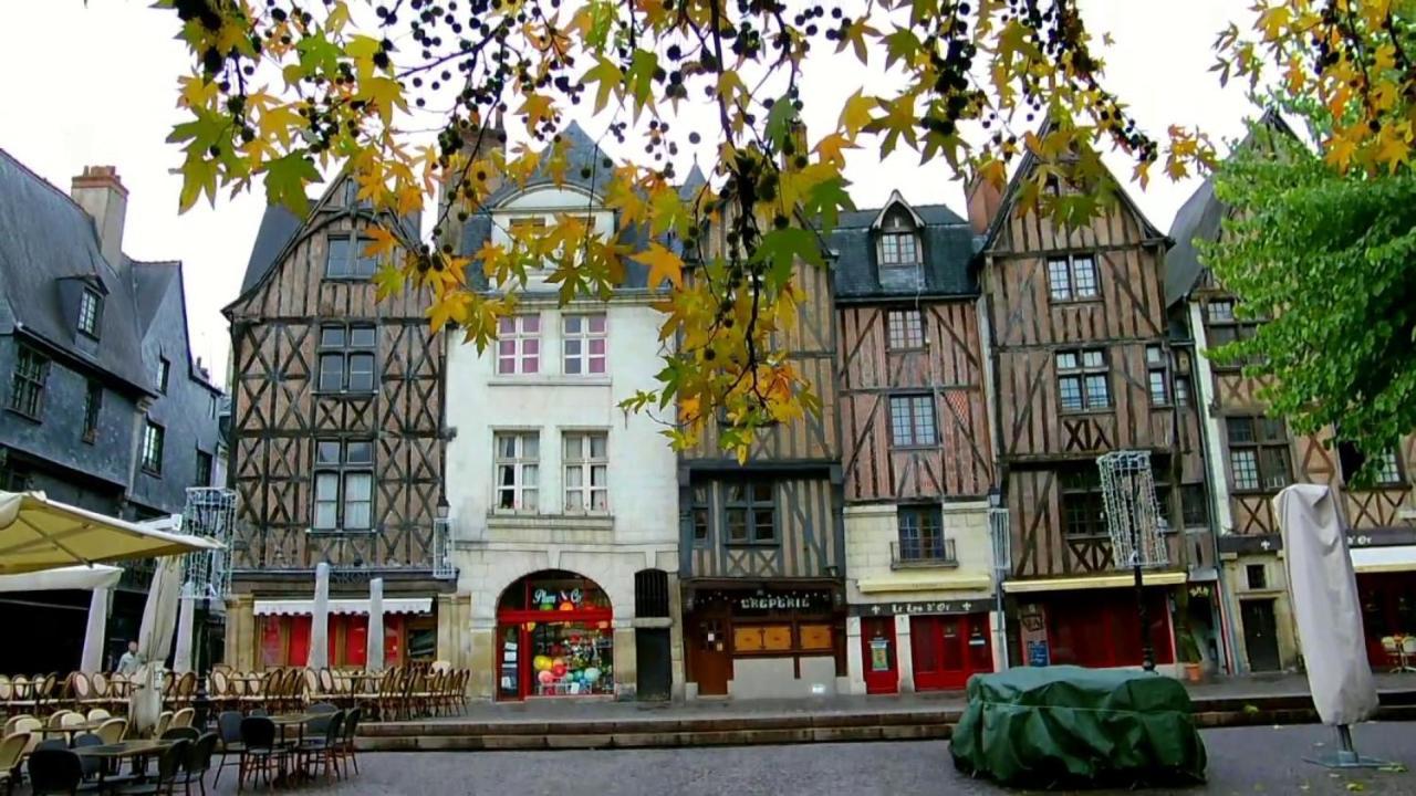 L'Historique / Basilique St Martin Apartamento Tours Exterior foto