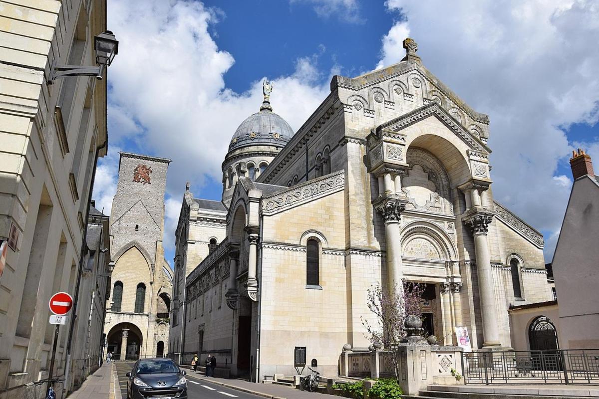 L'Historique / Basilique St Martin Apartamento Tours Exterior foto
