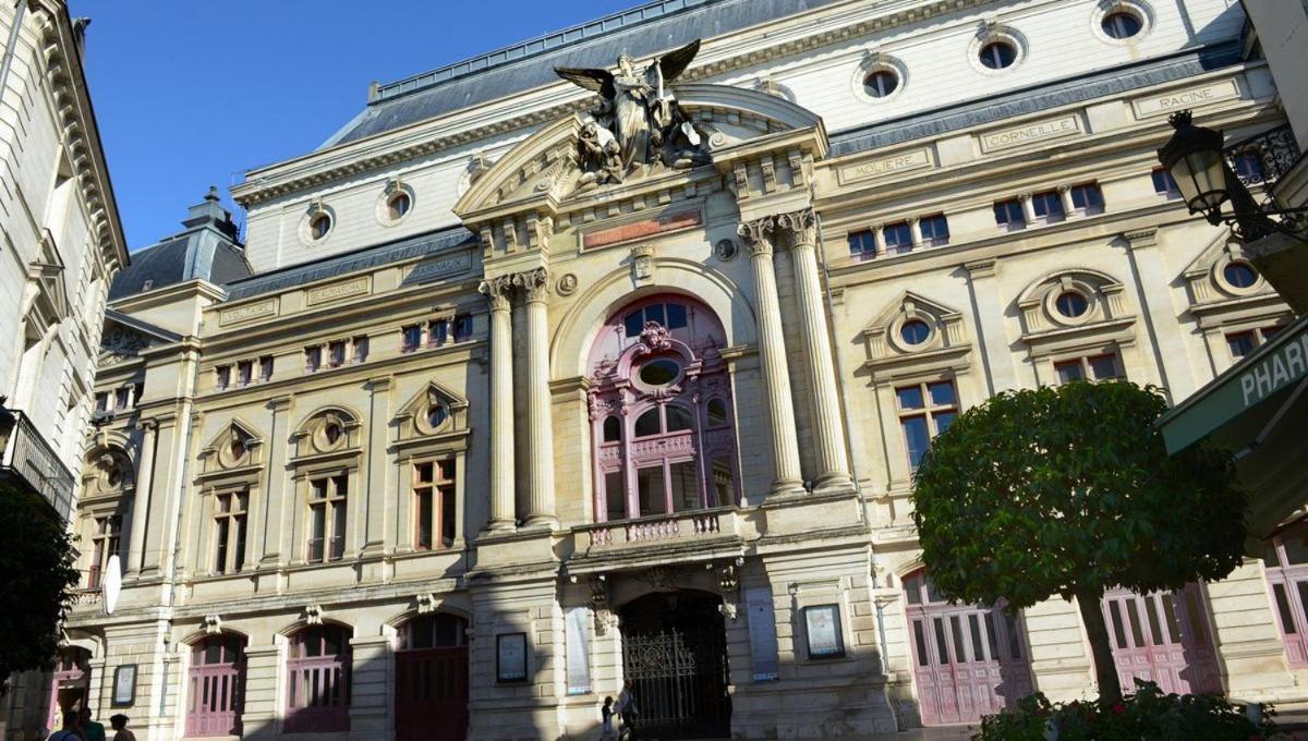L'Historique / Basilique St Martin Apartamento Tours Exterior foto
